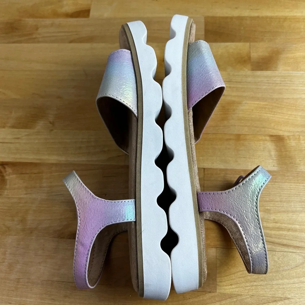 Cat & Jack‎ Girls' Iridescent Platform Sandals Adjustable Ankle Strap Size 4